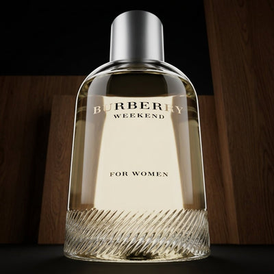 Burberry Weekend by Burberry, 3.3 oz EDP Spray for Women (Week end) - Unik Glow