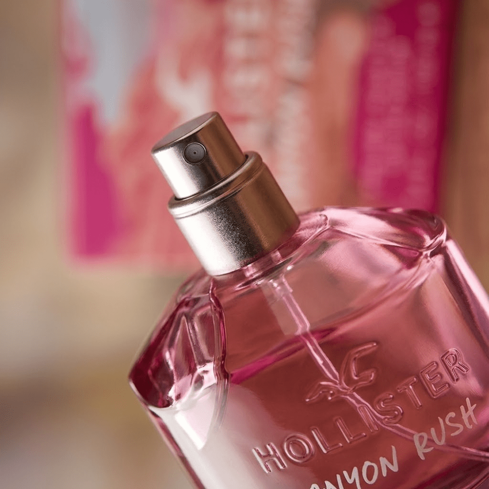 Canyon Rush by Hollister, 3.4 oz EDP Spray for Women - Unik Glow