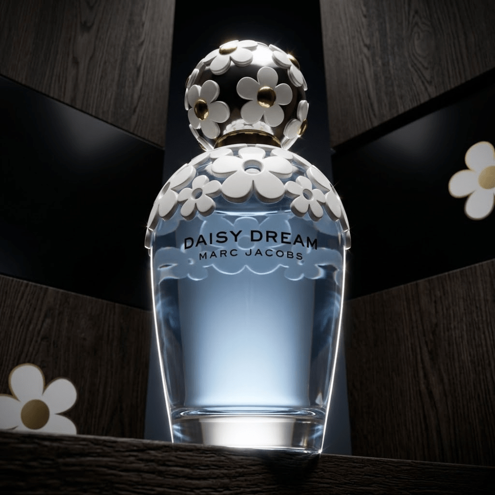 Daisy Dream by Marc Jacobs, 3.4 oz EDT Spray for Women - Unik Glow