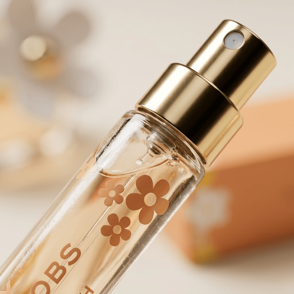 Daisy Ever So Fresh by Marc Jacobs, 0.33 oz EDP Spray for Women - Unik Glow