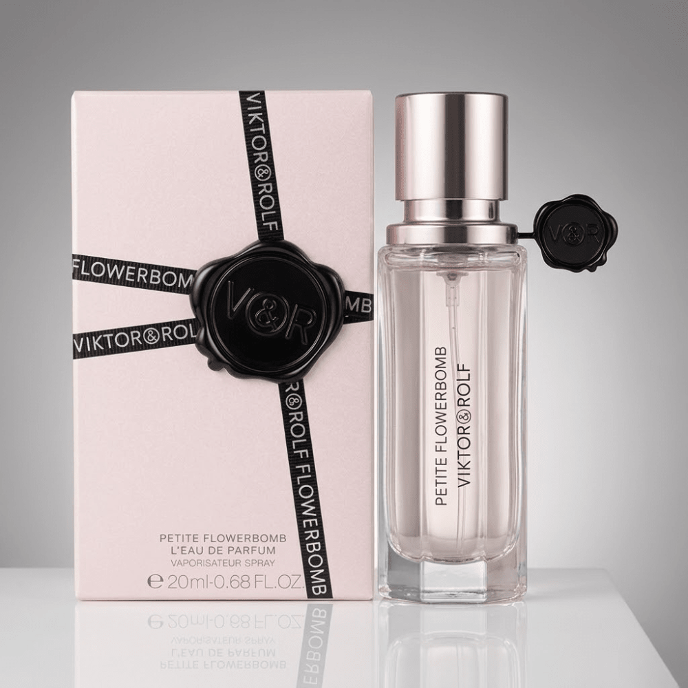 Flowerbomb by Viktor & Rolf, 0.68 oz EDP Spray for Women - Unik Glow